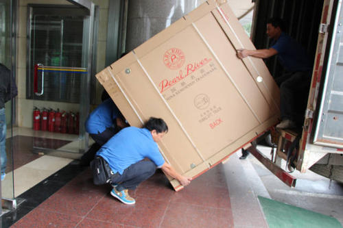 秭归钢琴贵重工艺品无忧运